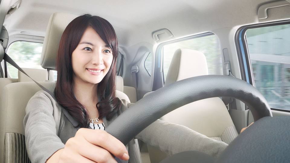 ダイハツ車の運転姿勢